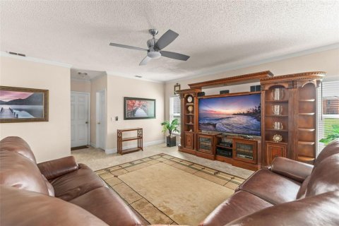 Villa ou maison à vendre à Kissimmee, Floride: 4 chambres, 264.49 m2 № 1856012 - photo 14