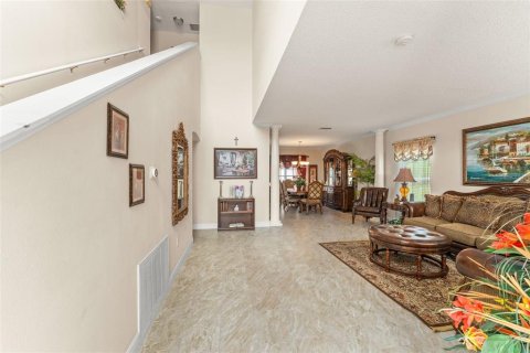 Villa ou maison à vendre à Kissimmee, Floride: 4 chambres, 264.49 m2 № 1856012 - photo 2