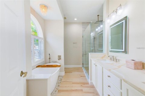 House in Palmetto, Florida 3 bedrooms, 148.46 sq.m. № 1832025 - photo 14