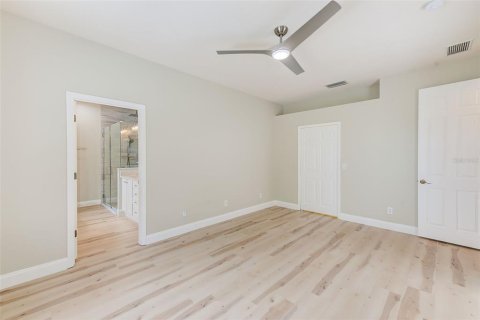 House in Palmetto, Florida 3 bedrooms, 148.46 sq.m. № 1832025 - photo 13