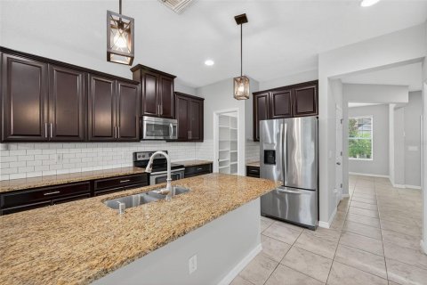 House in Riverview, Florida 4 bedrooms, 236.53 sq.m. № 1902798 - photo 19