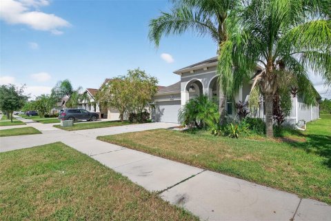 House in Riverview, Florida 4 bedrooms, 236.53 sq.m. № 1902798 - photo 4