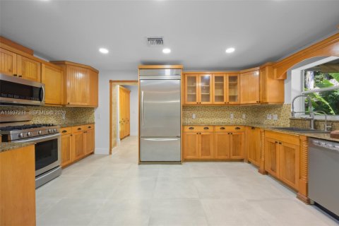 Casa en venta en Southwest Ranches, Florida, 4 dormitorios, 207.92 m2 № 1995095 - foto 14