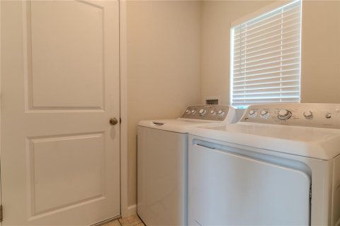 Casa en venta en Haines City, Florida, 3 dormitorios, 137.5 m2 № 1857666 - foto 15