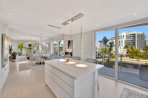 Condo in Fort Lauderdale, Florida, 3 bedrooms  № 1695776 - photo 15