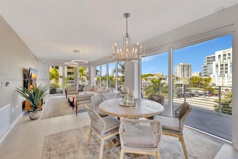 Condo in Fort Lauderdale, Florida, 3 bedrooms  № 1695776 - photo 6