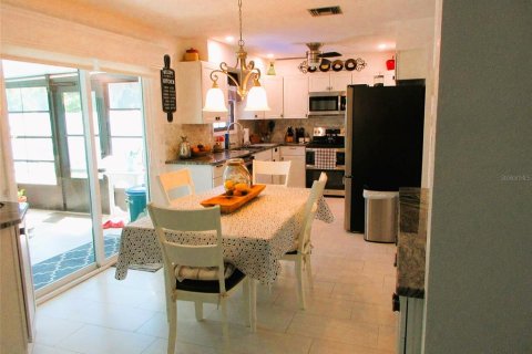Villa ou maison à vendre à North Port, Floride: 3 chambres, 150.22 m2 № 2142512 - photo 14