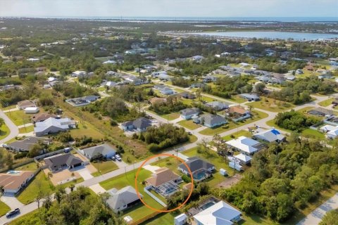 Casa en venta en Englewood, Florida, 2 dormitorios, 109.9 m2 № 1563197 - foto 2