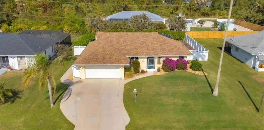 Casa en Englewood, Florida 2 dormitorios, 109.9 m2 № 1563197