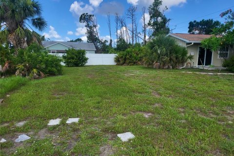 Villa ou maison à louer à Port Charlotte, Floride: 3 chambres, 122.54 m2 № 2167855 - photo 17