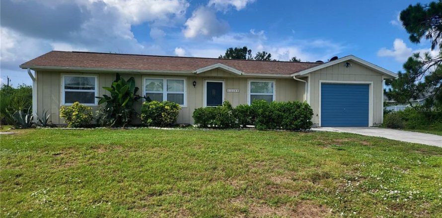 Villa ou maison à Port Charlotte, Floride 3 chambres, 122.54 m2 № 2167855