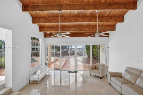 Casa en venta en North Miami Beach, Florida, 4 dormitorios, 349.78 m2 № 2040006 - foto 8