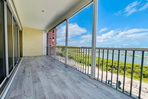 Condo in Englewood, Florida, 2 bedrooms  № 1636764 - photo 16