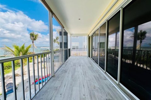 Condo in Englewood, Florida, 2 bedrooms  № 1636764 - photo 13