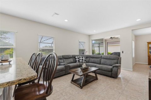 Casa en venta en Bradenton, Florida, 4 dormitorios, 241.55 m2 № 2141790 - foto 9