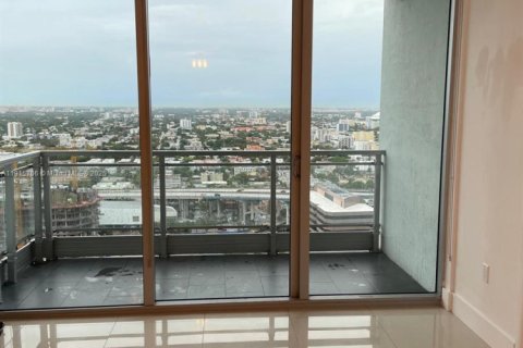 Copropriété à vendre à Miami, Floride: 1 chambre, 70.98 m2 № 1973917 - photo 2