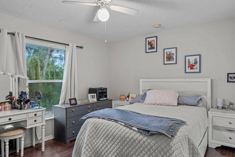 Commercial property in Clermont, Florida 6 bedrooms, 234.11 sq.m. № 1837859 - photo 15