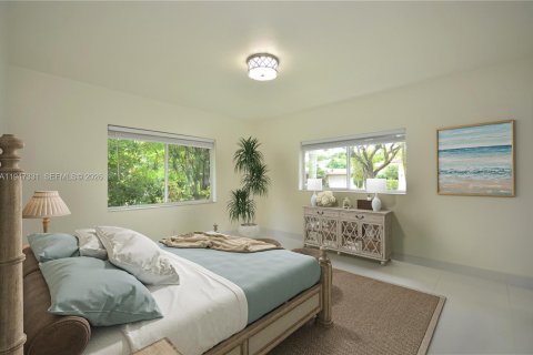 House in Coral Gables, Florida 3 bedrooms, 159.79 sq.m. № 2003373 - photo 12