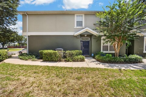 Condo à Apopka, Floride, 2 chambres  № 2279741