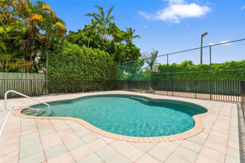Casa en venta en South Miami, Florida, 5 dormitorios, 528.89 m2 № 1848893 - foto 22