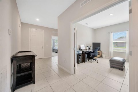 Villa ou maison à vendre à Fruitland Park, Floride: 4 chambres, 213.3 m2 № 1745491 - photo 3