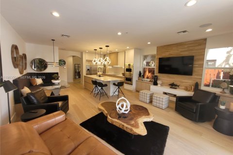 Таунхаус в Форт-Лодердейл, Флорида 3 спальни, 262.45м2 № 2027154