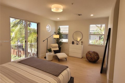 Купить таунхаус в Форт-Лодердейл, Флорида 3 спальни, 262.45м2, № 2027154 - фото 17