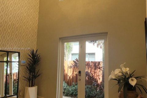 Купить таунхаус в Форт-Лодердейл, Флорида 3 спальни, 262.45м2, № 2027154 - фото 7