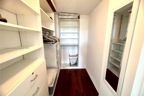 Copropriété à louer à Bal Harbour, Floride: 2 chambres, 98.1 m2 № 1485569 - photo 27