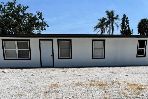 Propiedad comercial en venta en Nokomis, Florida, 112.97 m2 № 1679292 - foto 1