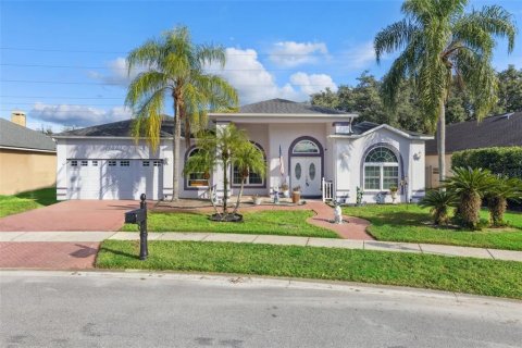 Villa ou maison à Oviedo, Floride 4 chambres, 281.31 m2 № 2150222