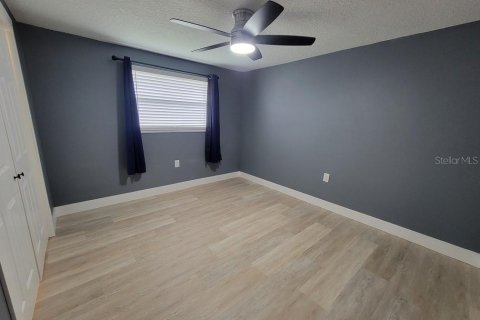 Casa en alquiler en New Port Richey, Florida, 2 dormitorios, 67.08 m2 № 2113520 - foto 17