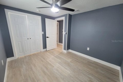 Casa en alquiler en New Port Richey, Florida, 2 dormitorios, 67.08 m2 № 2113520 - foto 13