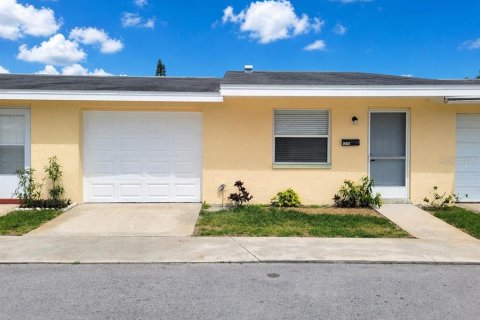 Casa en New Port Richey, Florida 2 dormitorios, 67.08 m2 № 2113520