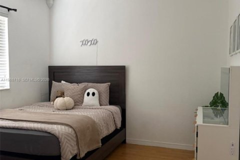 Adosado en alquiler en Doral, Florida, 3 dormitorios, 135.82 m2 № 2031719 - foto 9