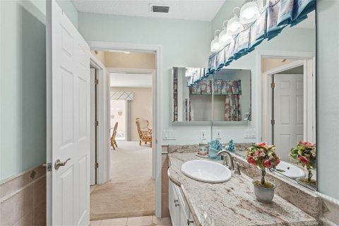 Casa en venta en Lady Lake, Florida, 2 dormitorios, 105.54 m2 № 2149815 - foto 28
