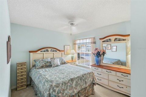 Casa en venta en Lady Lake, Florida, 2 dormitorios, 105.54 m2 № 2149815 - foto 25