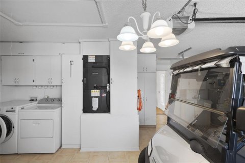 Casa en venta en Lady Lake, Florida, 2 dormitorios, 105.54 m2 № 2149815 - foto 13