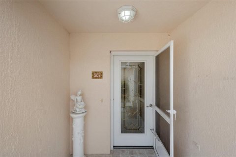 Casa en venta en Lady Lake, Florida, 2 dormitorios, 105.54 m2 № 2149815 - foto 29