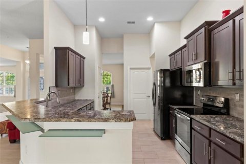House in Flagler Beach, Florida 4 bedrooms, 213.95 sq.m. № 1652430 - photo 3