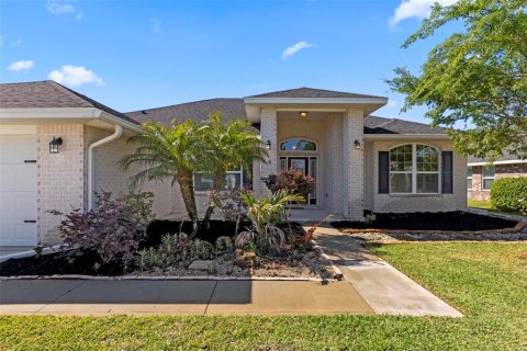 House in Flagler Beach, Florida 4 bedrooms, 213.95 sq.m. № 1652430 - photo 1