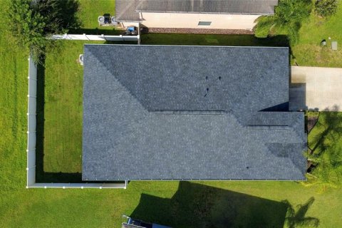Villa ou maison à vendre à Land O' Lakes, Floride: 3 chambres, 171.13 m2 № 2396606 - photo 24