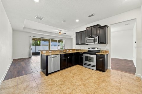 Villa ou maison à vendre à Land O' Lakes, Floride: 3 chambres, 171.13 m2 № 2396606 - photo 29