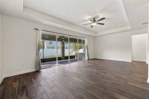 Villa ou maison à vendre à Land O' Lakes, Floride: 3 chambres, 171.13 m2 № 2396606 - photo 8