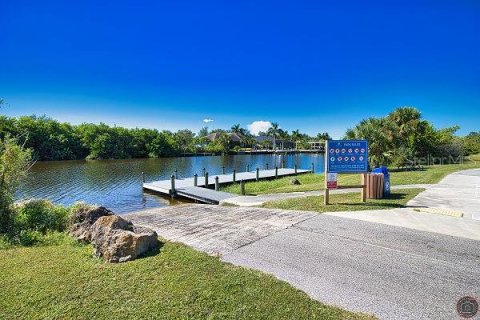 Land in Port Charlotte, Florida № 2165784 - photo 9