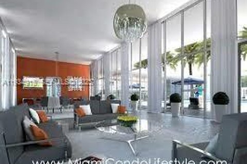 Copropriété à louer à North Miami, Floride: 2 chambres, 161.93 m2 № 1993109 - photo 3