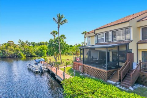 Touwnhouse à vendre à Punta Gorda, Floride: 3 chambres, 155.52 m2 № 2354156 - photo 2