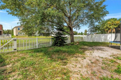 House in Gibsonton, Florida 3 bedrooms, 219.99 sq.m. № 2379652 - photo 24