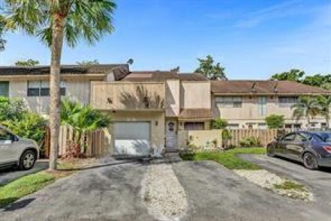 Copropriété à louer à Plantation, Floride: 4 chambres, 164.44 m2 № 2147205 - photo 7