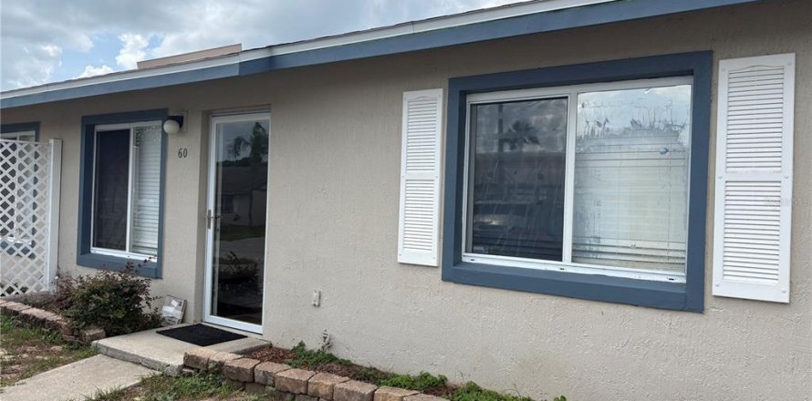 Condominio en Winter Haven, Florida, 2 dormitorios  № 2107351
